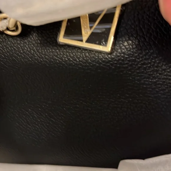 Black mid size VS purse with gold hardware - Picture 5 of 5